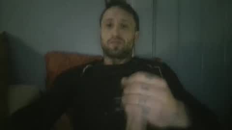 Snapshot of tommygun2727 chatting on March 11, 11:33 am tommygun2727 online show from March 11, 11:33 am