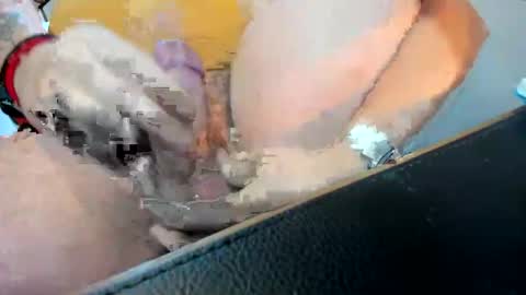 tommysmithjones82 online show from April 17, 5:38 pm