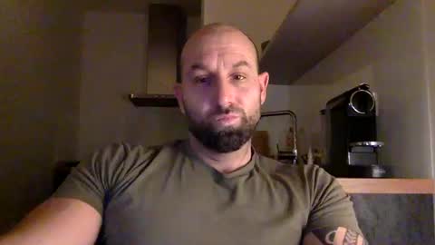Snapshot of tommyx01 chatting on January 25, 9:04 pm Thomas Fit online show from January 25, 9:04 pm