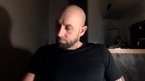 Snapshot of tommyx01 chatting on March 11, 9:37 pm Thomas Fit online show from March 11, 9:37 pm