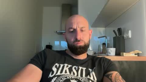 Snapshot of tommyx01 chatting on September 10, 4:29 pm Thomas Fit online show from September 10, 4:29 pm