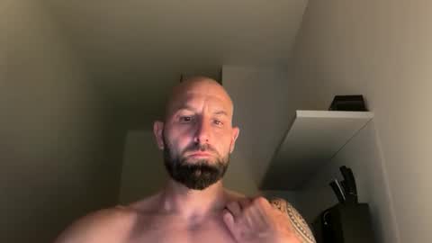 Snapshot of tommyx01 chatting on September 21, 9:16 pm Thomas Fit online show from September 21, 9:16 pm