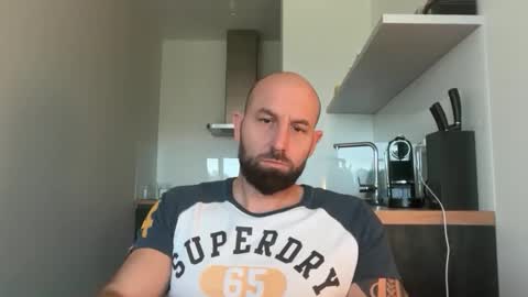 Snapshot of tommyx01 chatting on September 26, 11:14 am Thomas Fit online show from September 26, 11:14 am