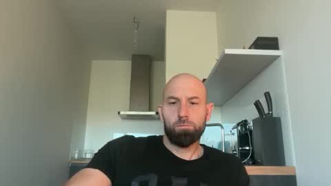 Snapshot of tommyx01 chatting on September 29, 6:07 am Thomas Fit online show from September 29, 6:07 am