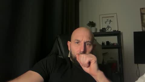 Thomas Fit online show from November 19, 10:43 pm