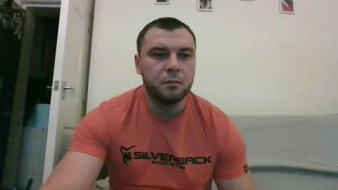 Snapshot of tommyy19901 chatting on December 6, 7:56 pm tommyy19901 online show from December 6, 7:56 pm