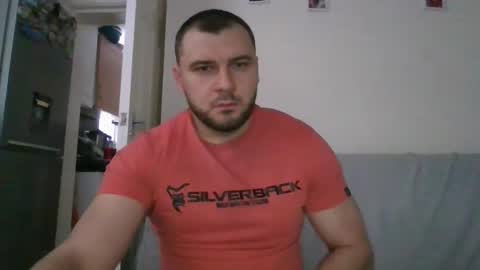 Snapshot of tommyy19901 chatting on January 5, 2:19 pm tommyy19901 online show from January 5, 2:19 pm