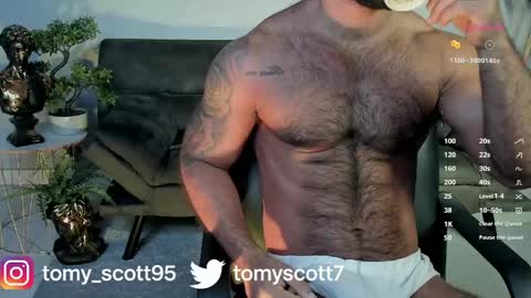 tomy_scott6 online show from April 16, 11:22 am