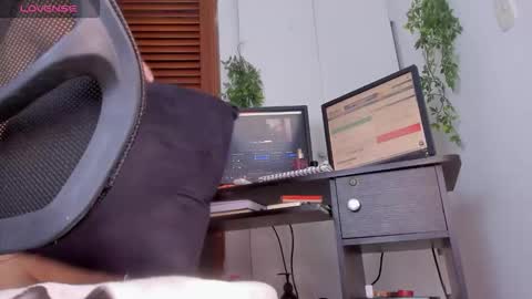 lady blue online show from February 21, 11:00 am