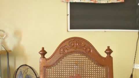 Snapshot of toni2814 chatting on January 11, 1:01 pm Antonio online show from January 11, 1:01 pm