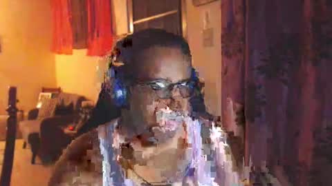 Snapshot of toni2814 chatting on January 12, 2:03 am Antonio online show from January 12, 2:03 am