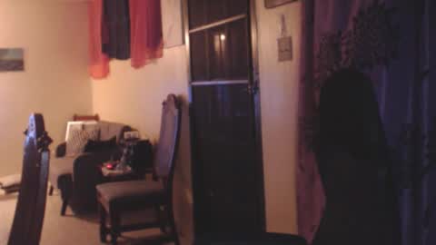 Snapshot of toni2814 chatting on October 23, 2:22 am Antonio online show from October 23, 2:22 am