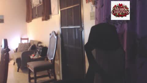 Snapshot of toni2814 chatting on December 16, 2:16 am Antonio online show from December 16, 2:16 am