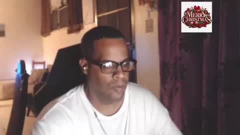 Snapshot of toni2814 chatting on December 20, 3:02 am Antonio online show from December 20, 3:02 am