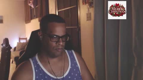 Snapshot of toni2814 chatting on December 21, 2:08 am Antonio online show from December 21, 2:08 am