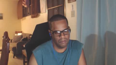 Snapshot of toni2814 chatting on January 18, 2:26 am Antonio online show from January 18, 2:26 am