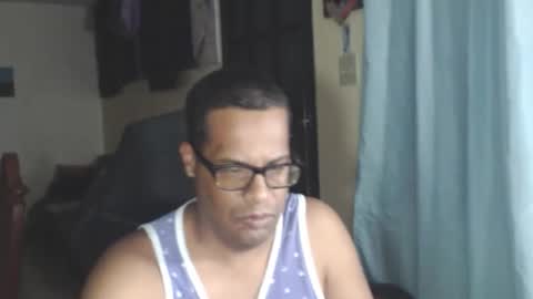 Snapshot of toni2814 chatting on February 2, 1:15 am Antonio online show from February 2, 1:15 am