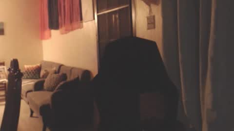 Snapshot of toni2814 chatting on February 9, 1:09 am Antonio online show from February 9, 1:09 am