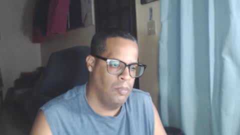 Snapshot of toni2814 chatting on March 2, 2:14 am Antonio online show from March 2, 2:14 am