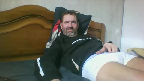 Snapshot of tonio358965 chatting on October 31, 11:55 am tonio358965 online show from October 31, 11:55 am