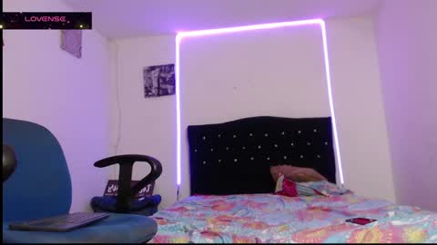 Snapshot of tonny_landri chatting on February 25, 5:52 am Tonny Landri online show from February 25, 5:52 am