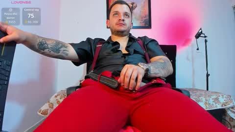 Snapshot of tonny_landri chatting on October 24, 7:16 am Tonny Landri online show from October 24, 7:16 am