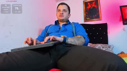 Snapshot of tonny_landri chatting on November 6, 4:24 am Tonny Landri online show from November 6, 4:24 am