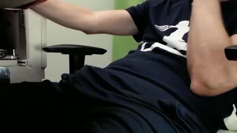 Snapshot of tontin69 chatting on February 27, 2:00 pm tontin69 online show from February 27, 2:00 pm