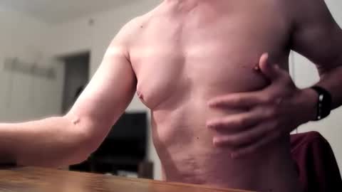 tony20250 online show from November 18, 6:01 pm