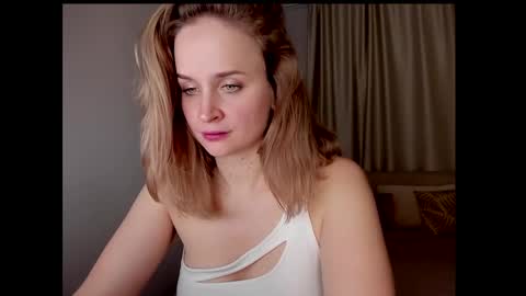 Tony and Alice online show from January 1, 1:58 am