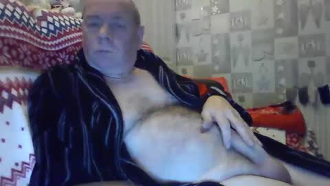 Snapshot of tonygibbson62 chatting on December 25, 4:12 am tonygibbson62 online show from December 25, 4:12 am