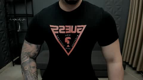 TonyWilcox online show from December 5, 6:33 am