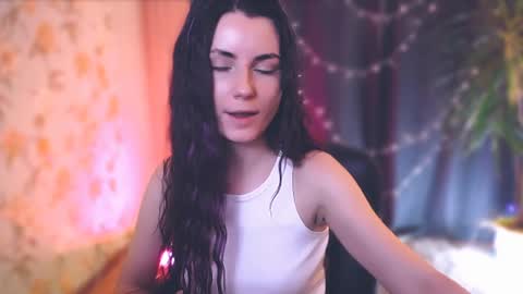 Elizabeth online show from January 17, 7:38 pm