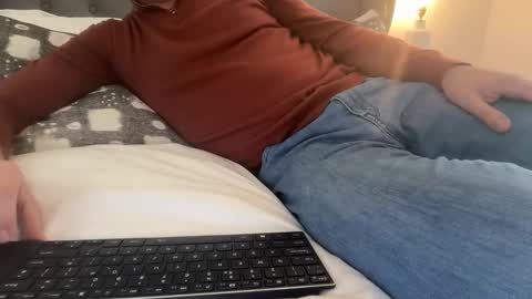 Snapshot of too_naughty chatting on December 1, 12:32 pm too_naughty online show from December 1, 12:32 pm