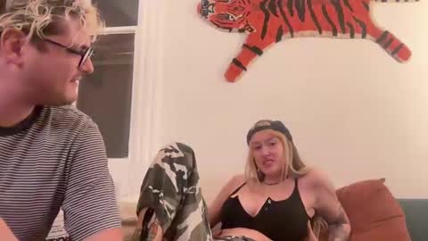 Snapshot of toobna2 chatting on October 6, 1:25 am toobna2 online show from October 6, 1:25 am