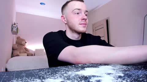 Snapshot of toohornyserj chatting on January 7, 11:14 pm toohornyserj online show from January 7, 11:14 pm