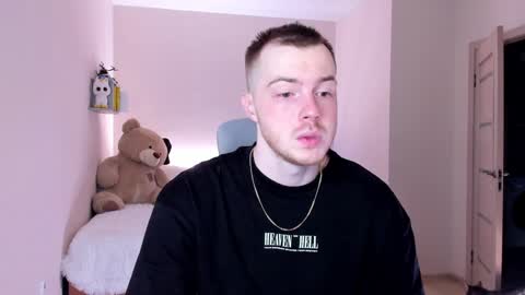 Snapshot of toohornyserj chatting on January 13, 8:04 pm toohornyserj online show from January 13, 8:04 pm