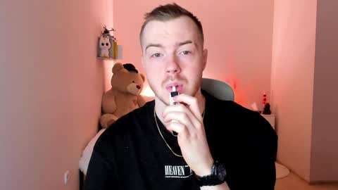 Snapshot of toohornyserj chatting on January 15, 8:48 pm toohornyserj online show from January 15, 8:48 pm