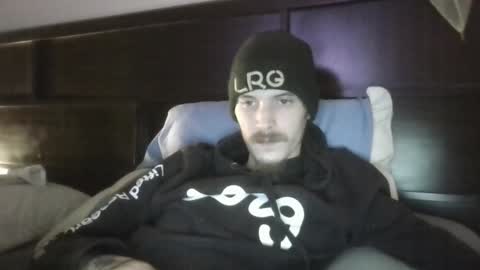 TooTall803 online show from December 3, 4:25 am