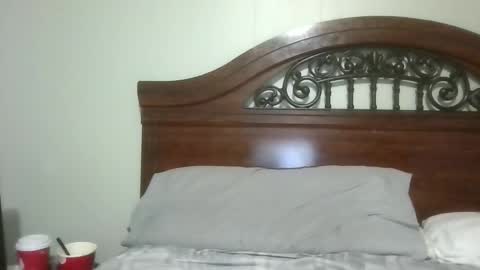 TooTall803 online show from March 1, 4:03 am