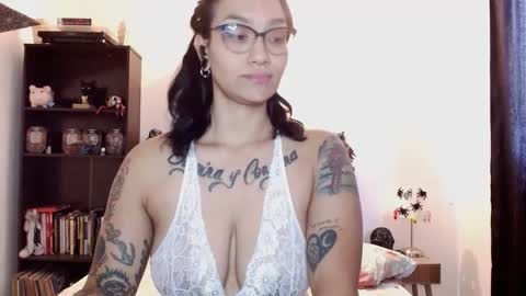 Snapshot of toothyy chatting on February 28, 2:20 pm toothyy online show from February 28, 2:20 pm