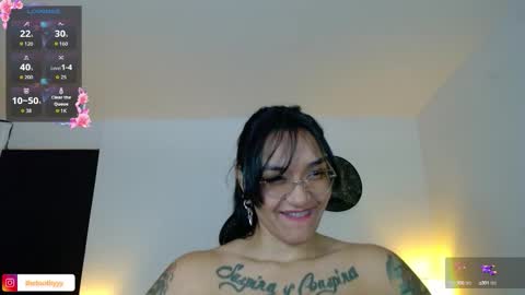 Snapshot of toothyy chatting on September 26, 12:09 pm toothyy online show from September 26, 12:09 pm