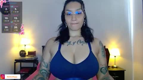 Snapshot of toothyy chatting on October 16, 12:28 pm toothyy online show from October 16, 12:28 pm