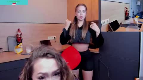 Yara online show from December 19, 5:42 pm