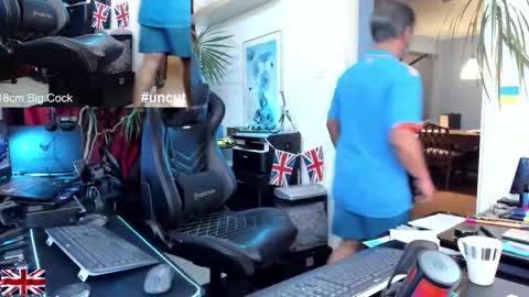 topalphaboss online show from December 3, 4:49 pm