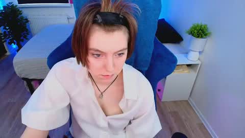 topcranberry online show from February 25, 7:20 am