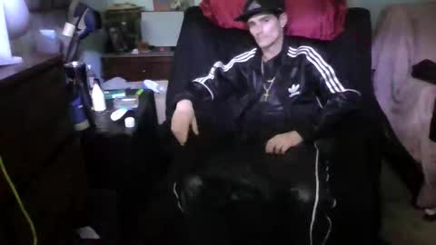 Snapshot of topdogintraining93 chatting on December 1, 10:09 am SagMeOreduceMe online show from December 1, 10:09 am