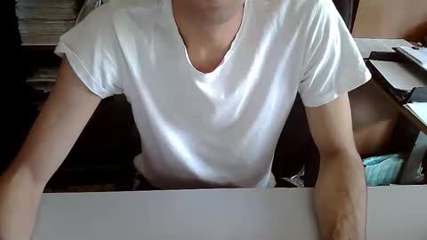 Snapshot of topg84 chatting on September 28, 12:21 pm Topg84 online show from September 28, 12:21 pm