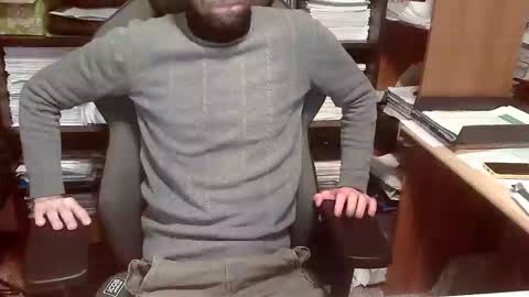 Snapshot of topg84 chatting on October 16, 5:14 pm Topg84 online show from October 16, 5:14 pm