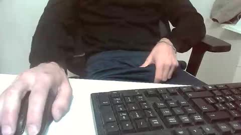 Snapshot of topg84 chatting on December 16, 6:35 pm Topg84 online show from December 16, 6:35 pm